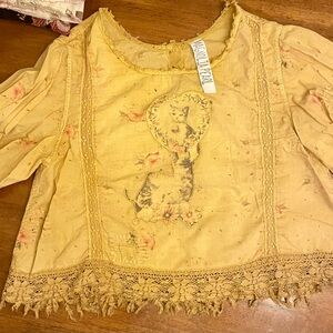 Magnolia Pearl Cat blouse with puff sleeves